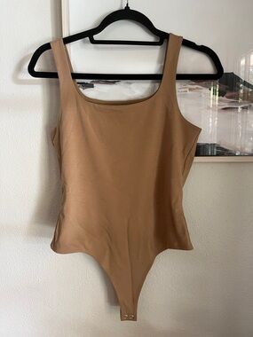 Banana Republic Camel Scoop Neck Bodysuit